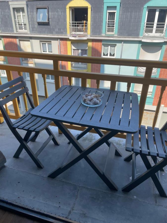 Appartement Avec Balcon Vue Mer, Tout Equipe Mers-les-Bains Kültér fotó